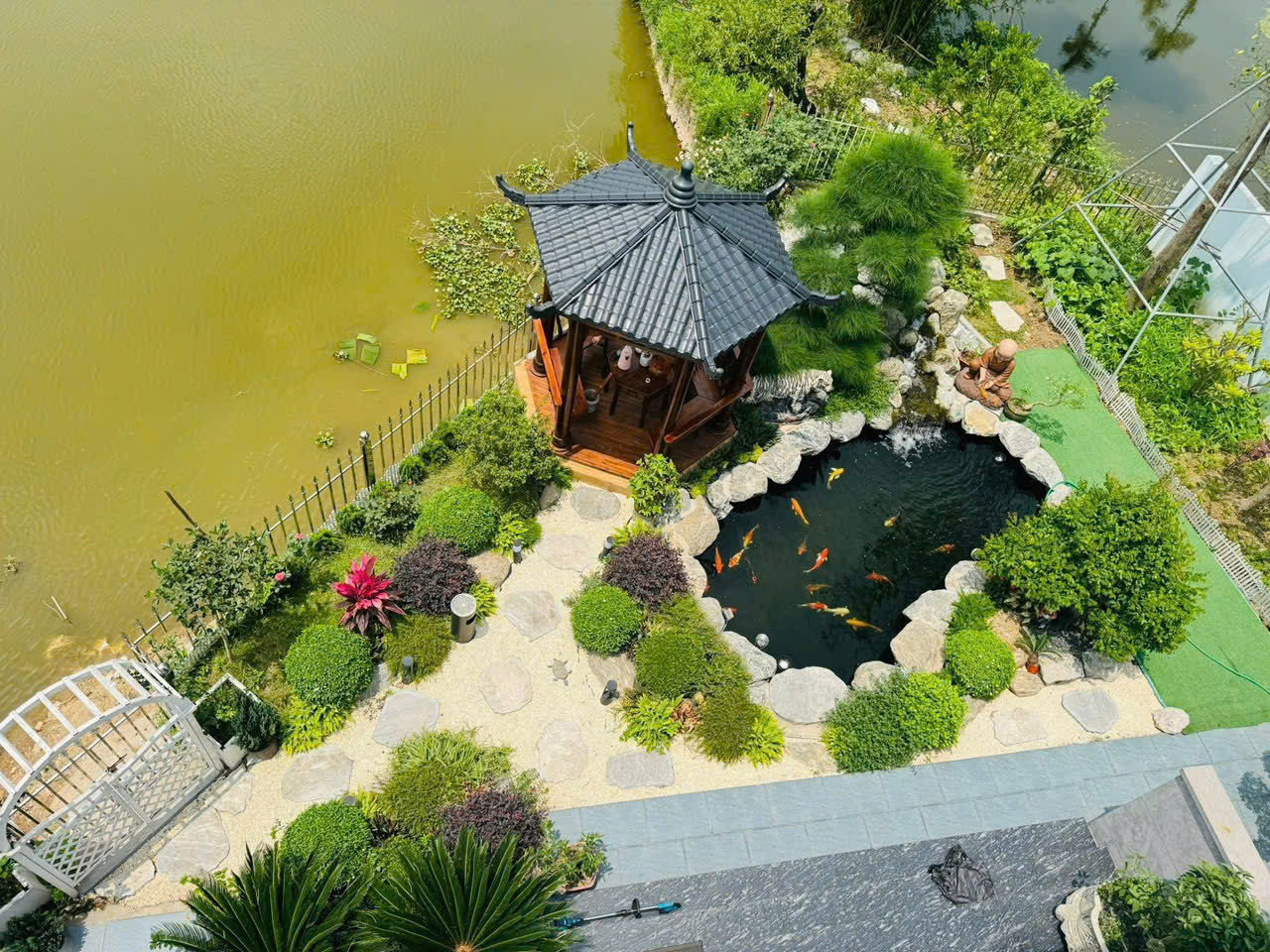 Thi công cây xanh công trình lớn