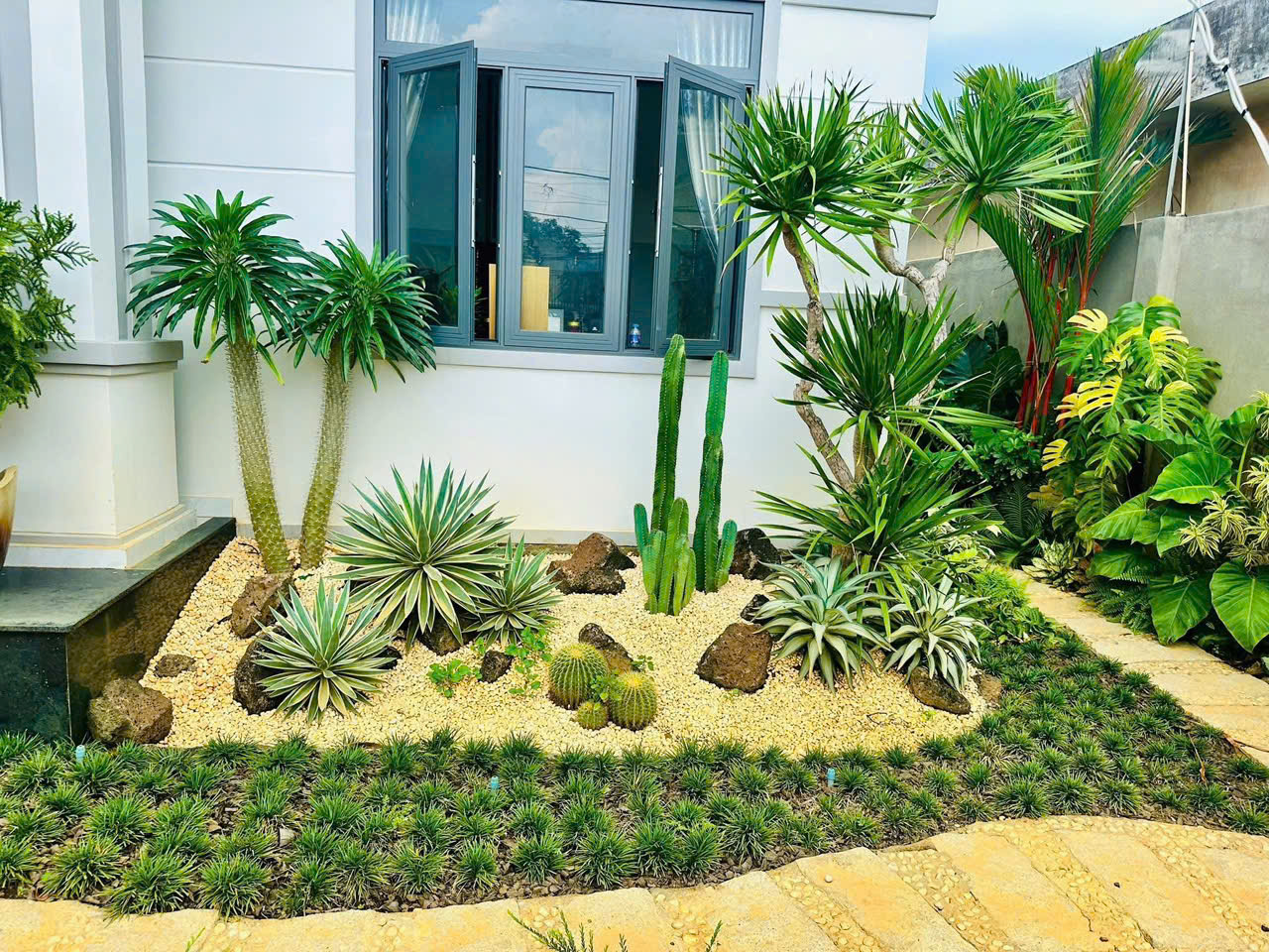 Một góc xanh trong khuôn viên khu công nghiệp