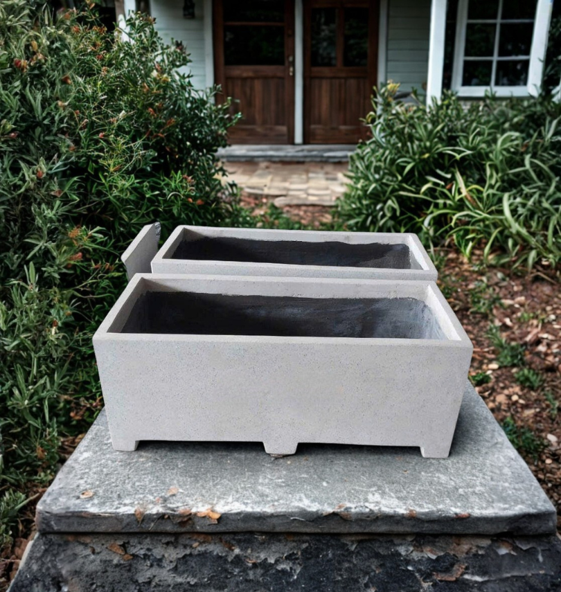 Chậu xi măng đá mài chũ nhật có chân 40x40x100cm