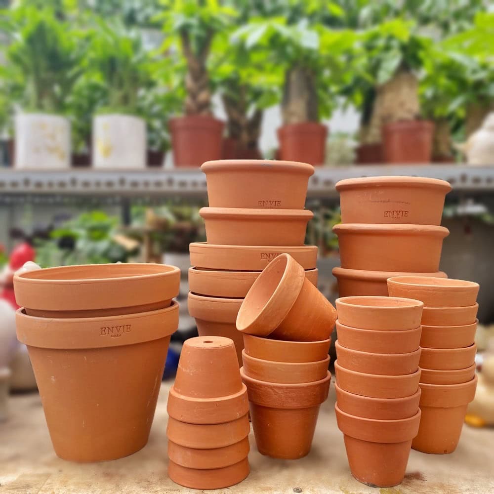 Chậu đất nung - Khúc ca mộc mạc từ lòng đất ấm