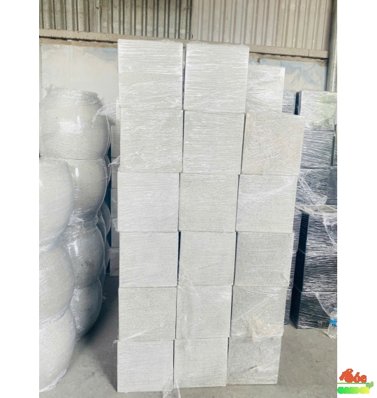 Chậu Xi Măng Đá Mài Vuông 40cmx40cm